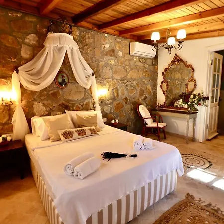 Kemerbag 29 12 Yas Uestue (adults Only) Bed & Breakfast