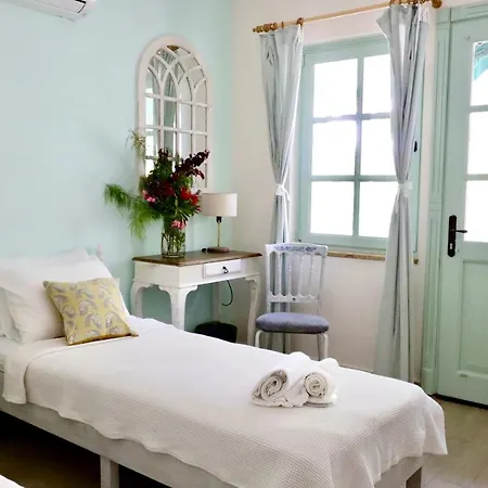 Kemerbag 29 12 Yas Uestue (adults Only) Bed & Breakfast
