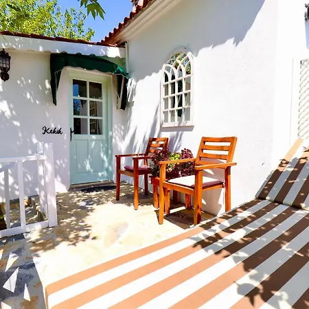 Kemerbag 29 12 Yas Uestue (adults Only) Τένεδος