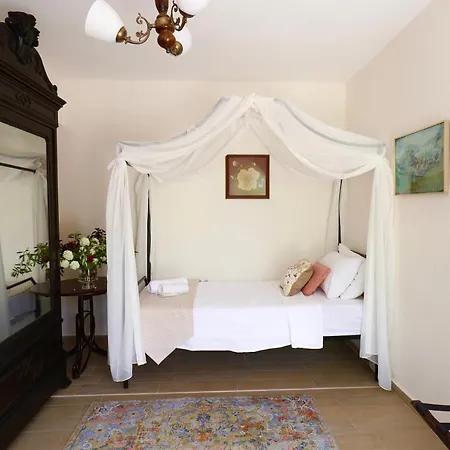 Kemerbag 29 12 Yas Uestue (adults Only) Bed and Breakfast Τένεδος