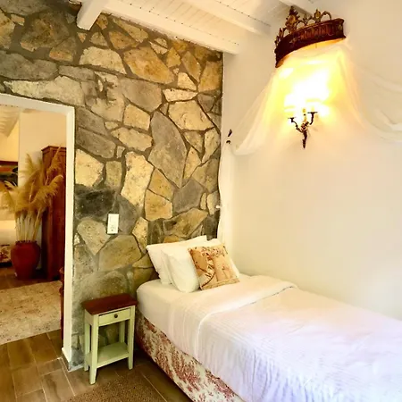 Bed & Breakfast Kemerbag 29 12 Yas Uestue (adults Only)