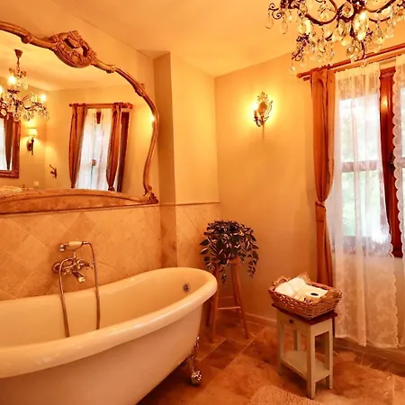 Kemerbag 29 12 Yas Uestue (adults Only) Bed and Breakfast Τένεδος